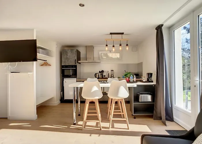 L'hermitiere, Cadre Verdoyant-fonctionnel-grand Confort-parking Wifi Gratuit Apartman