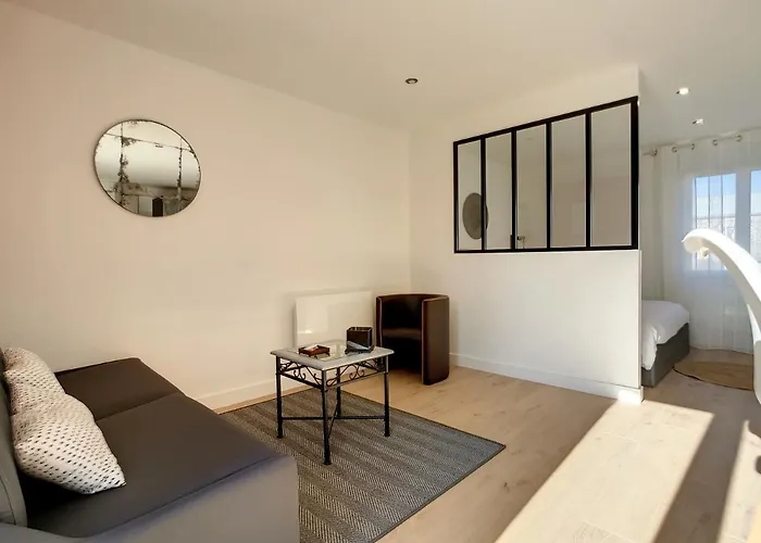 L'hermitiere, Cadre Verdoyant-fonctionnel-grand Confort-parking Wifi Gratuit *