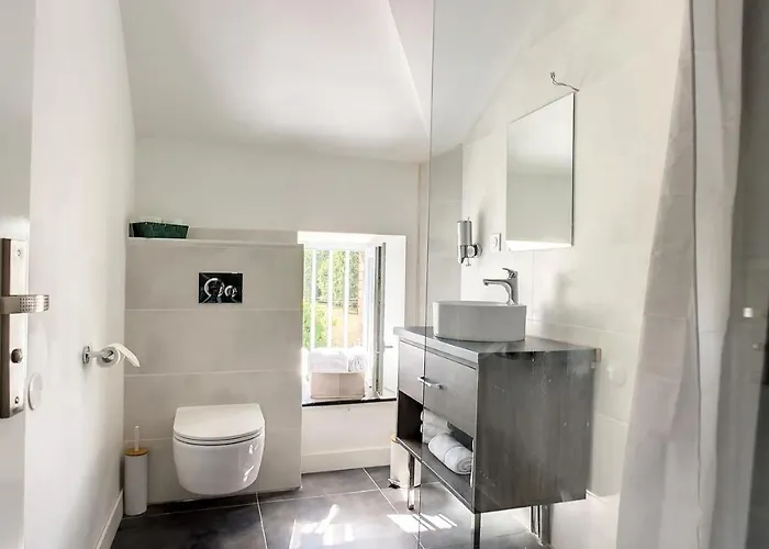 L'hermitiere, Cadre Verdoyant-fonctionnel-grand Confort-parking Wifi Gratuit